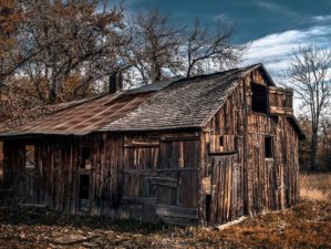 Featured | Abandoned home | The Challenge Of Rural Prepping