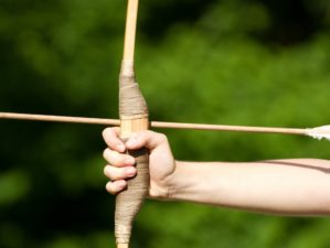 Feature | Bow Making Course | How to Make Your Own Bows