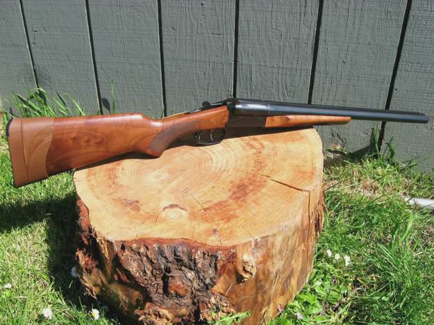 Stoeger Coach: Single And Double Trigger Shotguns