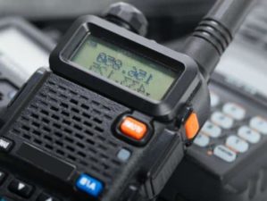 portable walkietalkie radio communication feature ss