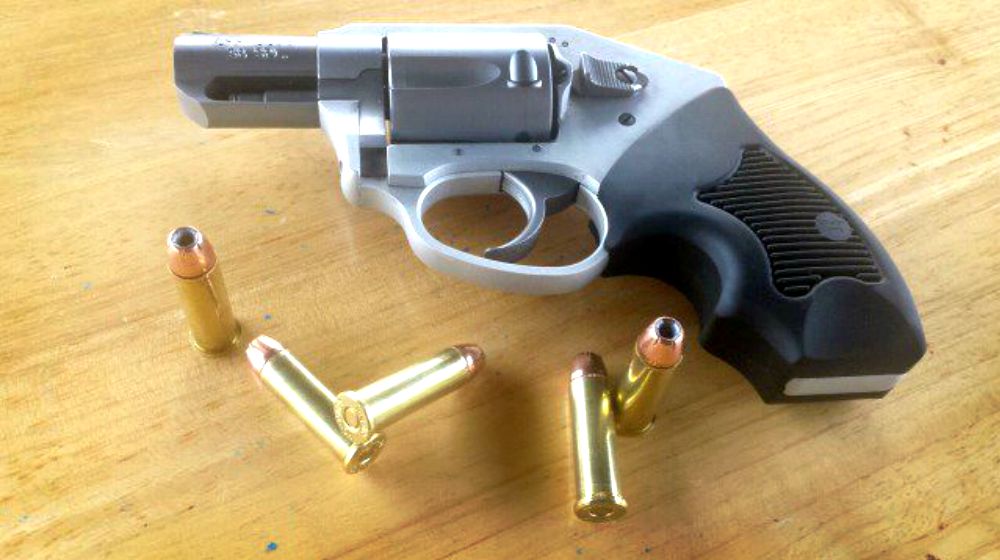 Feature | Gun Review: Charter Arms Off Duty .38 Special | charter arms off duty