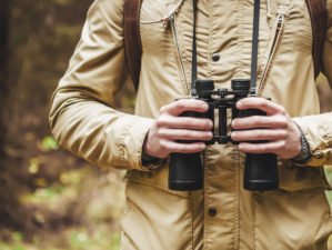 hunting binoculars feature ss