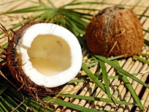 Feature | How To Open A Coconut Easily Without Any Tools