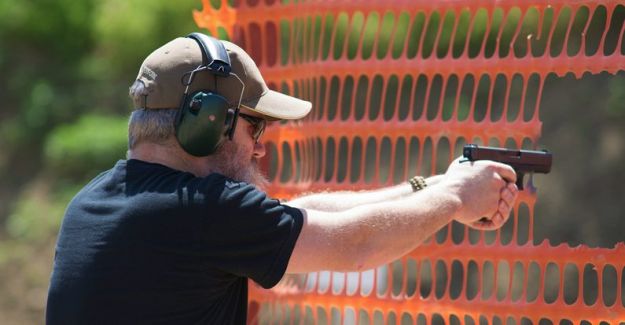 Endurance Tests | Glock Pistols: Why Are They Still So Popular?