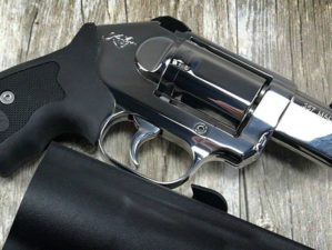 Feature | Modern Revolvers | Top 5 Wheel Guns Today | revolver handguns