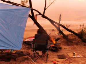 Feature | Camping beside beach | How To Build DIY Survival Shelters To Survive Through The Night