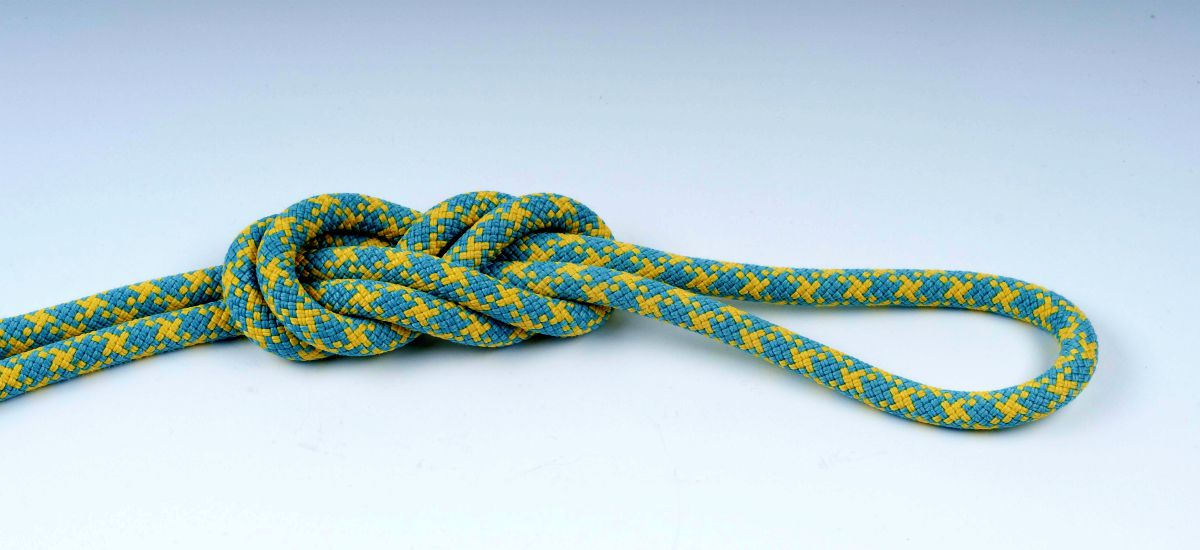 Figure eight knot | Essential Knots Every Survivalist Needs To Know 