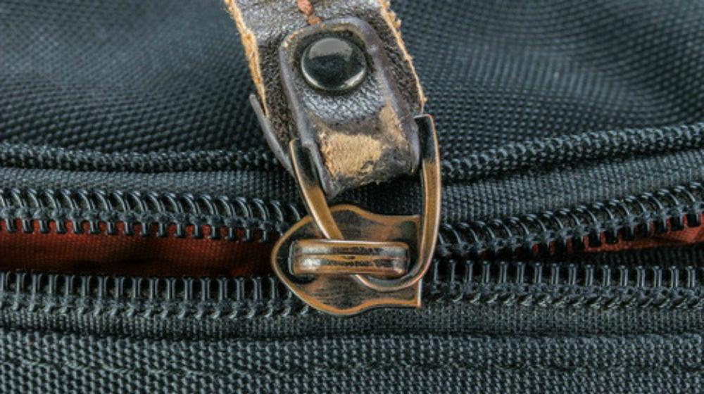 Feature | How To Fix A Broken Zipper In Four Simple Steps