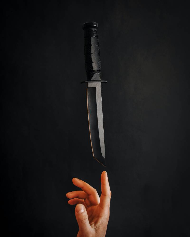 flying knife | Mississippi Knife Laws