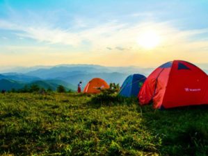 Feature | Tents in the Mountains | Survival Skills You Can Practice While Camping
