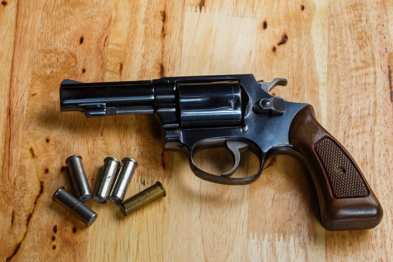 firearms-revolverold-revolver-38-gun-ammunitionconceal (2) best concealed carry revolver