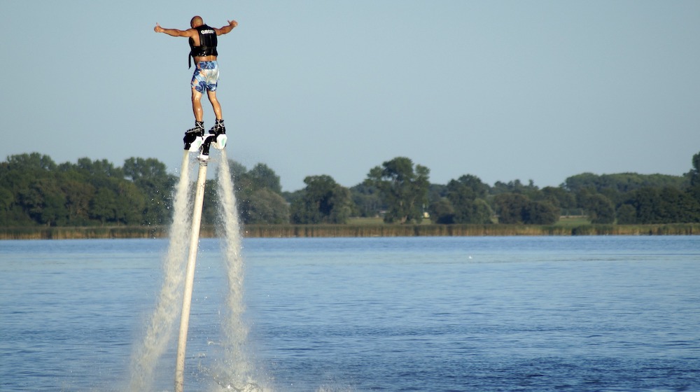 flyboarding feature pb