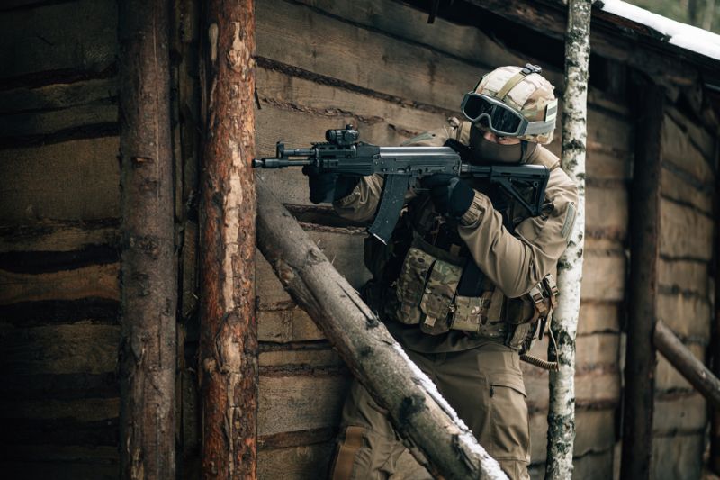 russian-spetsnaz-officer-kalashnikov-rifle-soldier | Russian Alpha AK47