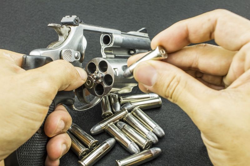 38mm-9mm-bullet-on-hand-reloading Survival Revolver