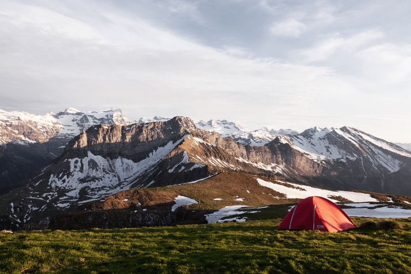 camping-cold-grass-landscape | winter camping