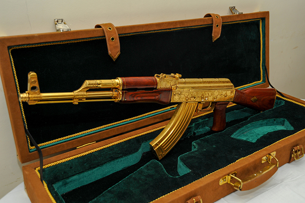 Gold plated and engraved Kalashnikov rifle in box | Why is the AK-47 So Popular?