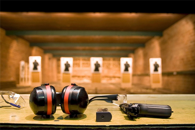 Pros | Indoor vs Outdoor Shooting Range – Which Should You Choose and Why