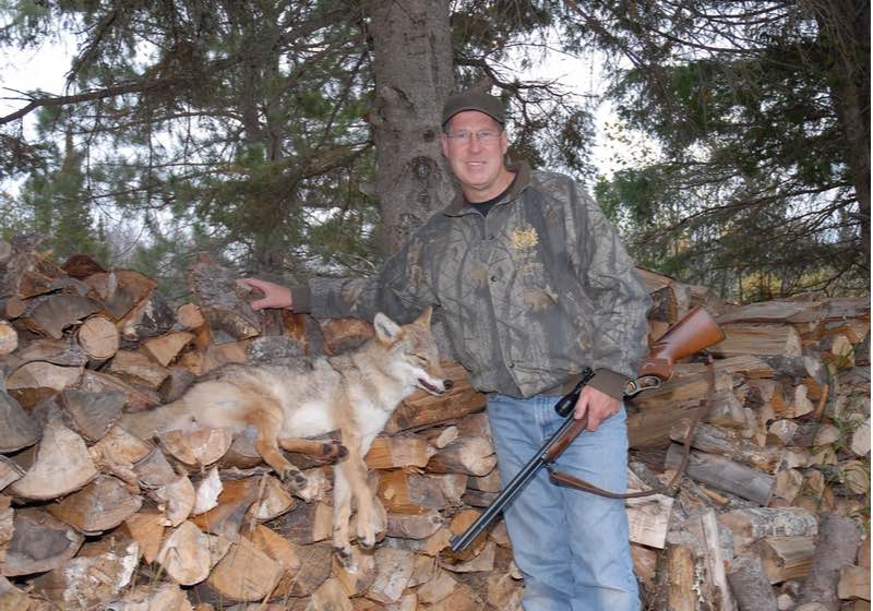 Coyote Hunting | How To Choose the Best Coyote Hunting Rifle