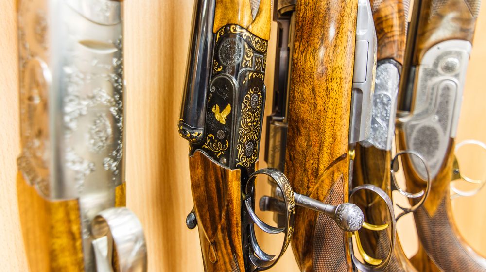 close-row-guns-displayed-gun-shop Tennessee Ranger‪s‬ | Featured