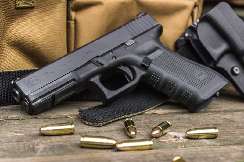 9mm-9x19-luger-caliber-live-ammunition how to shoot a glock