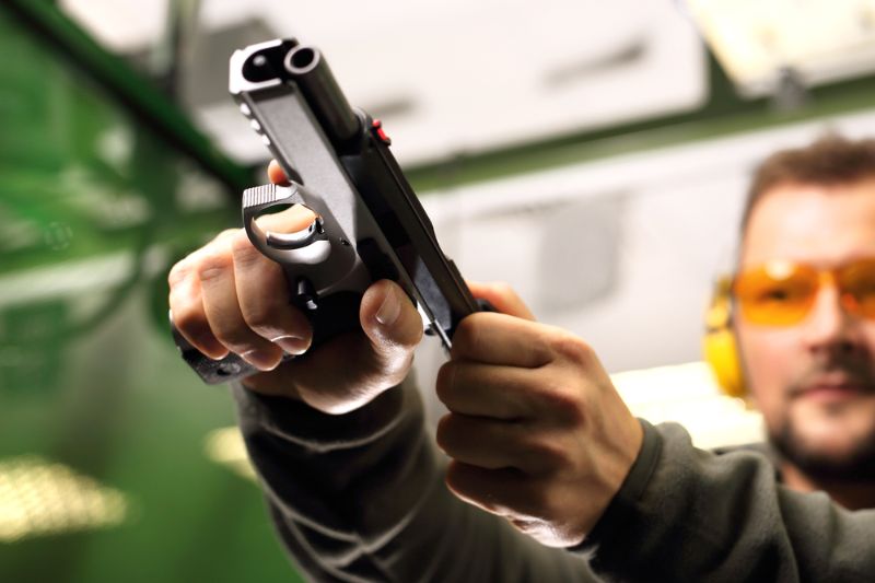 shooting-gun-range how to shoot a glock