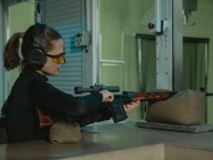 Best AK 47 Rifles Best AK 47 Rilfe A Woman Holding a Sniper Rifle
