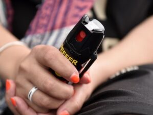 how to use pepper spray effectively