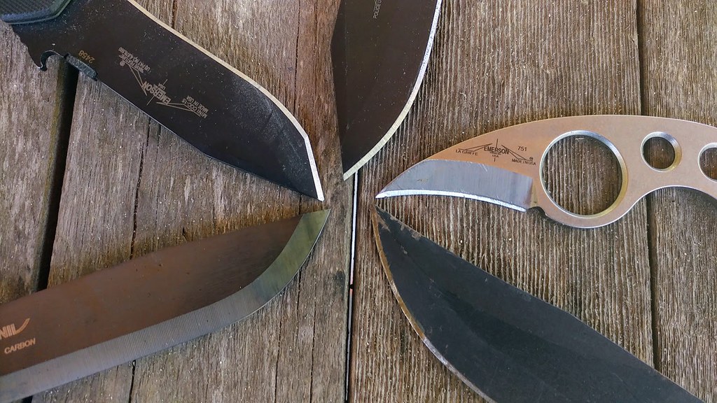 fixed blade survival knives